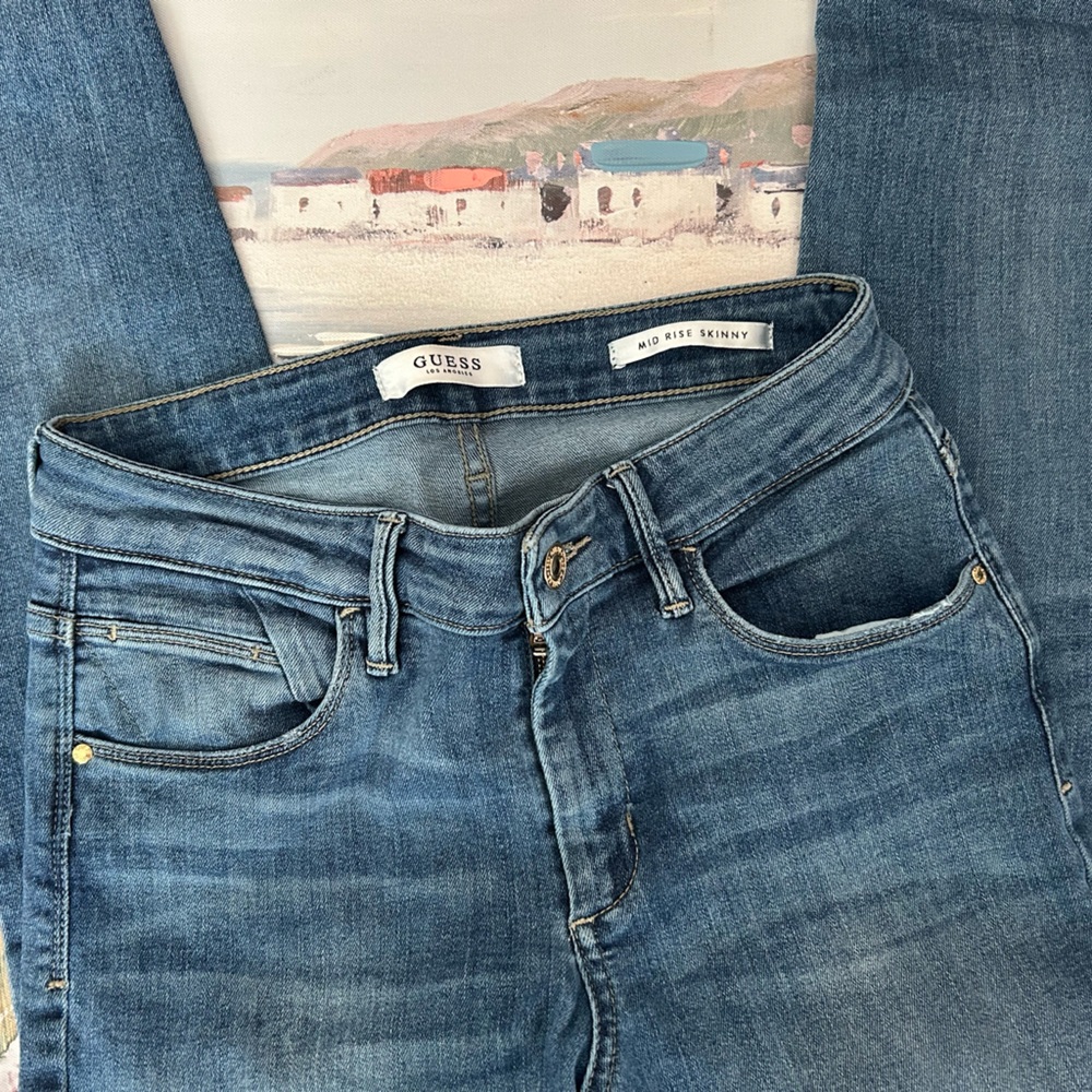 Guess Mid Rise Skinny Jeans Retro - Picture 3 of 15